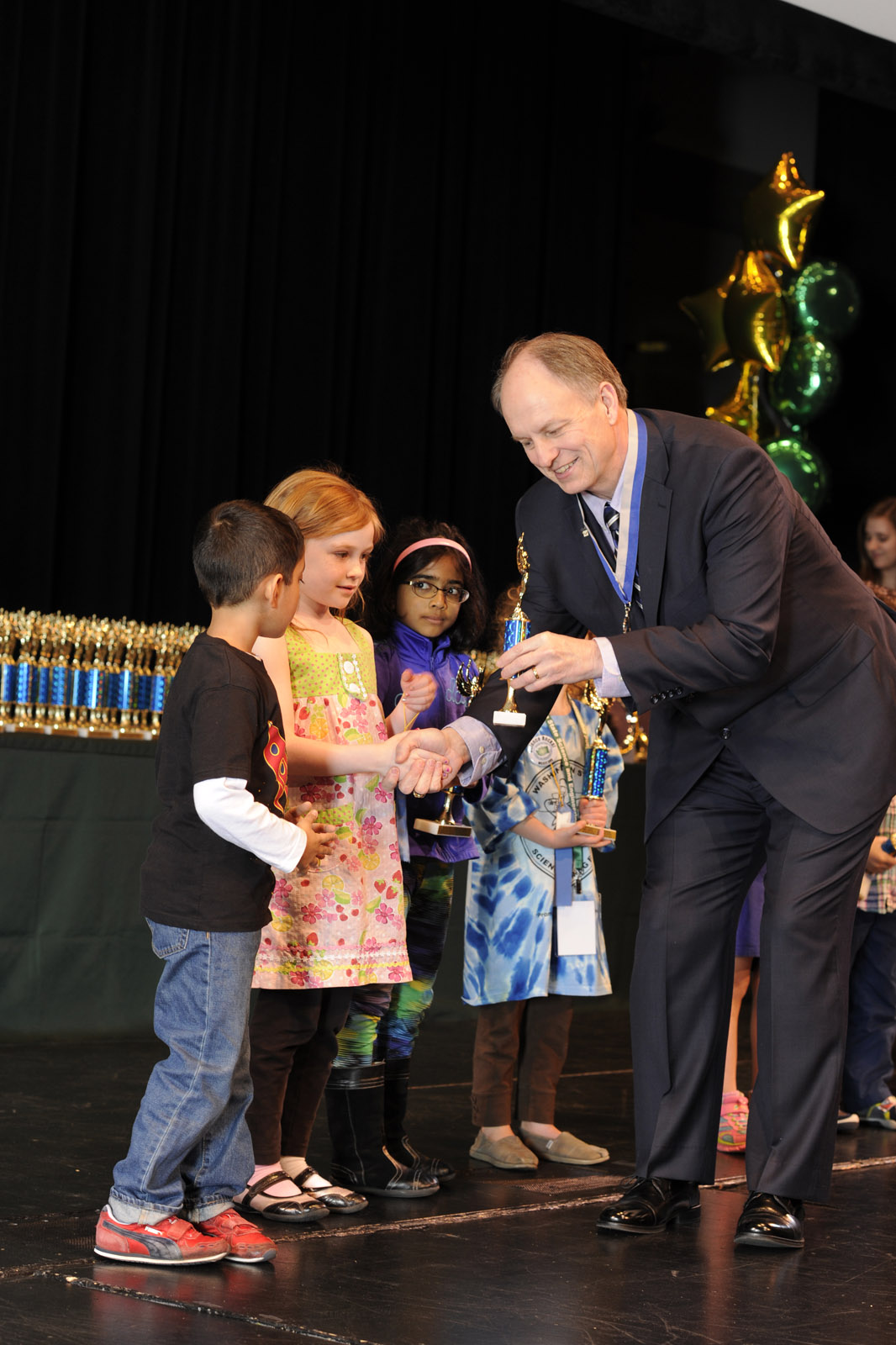 Science Fair 2016-04-02 by Mike Bay D3S  180