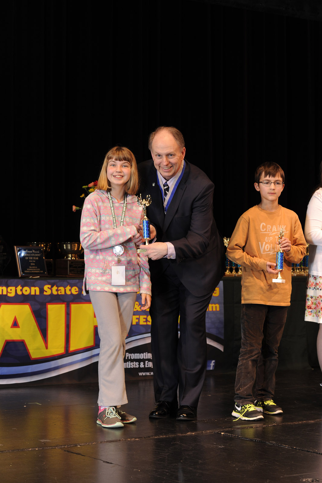 Science Fair 2016-04-02 by Mike Bay D3S  239