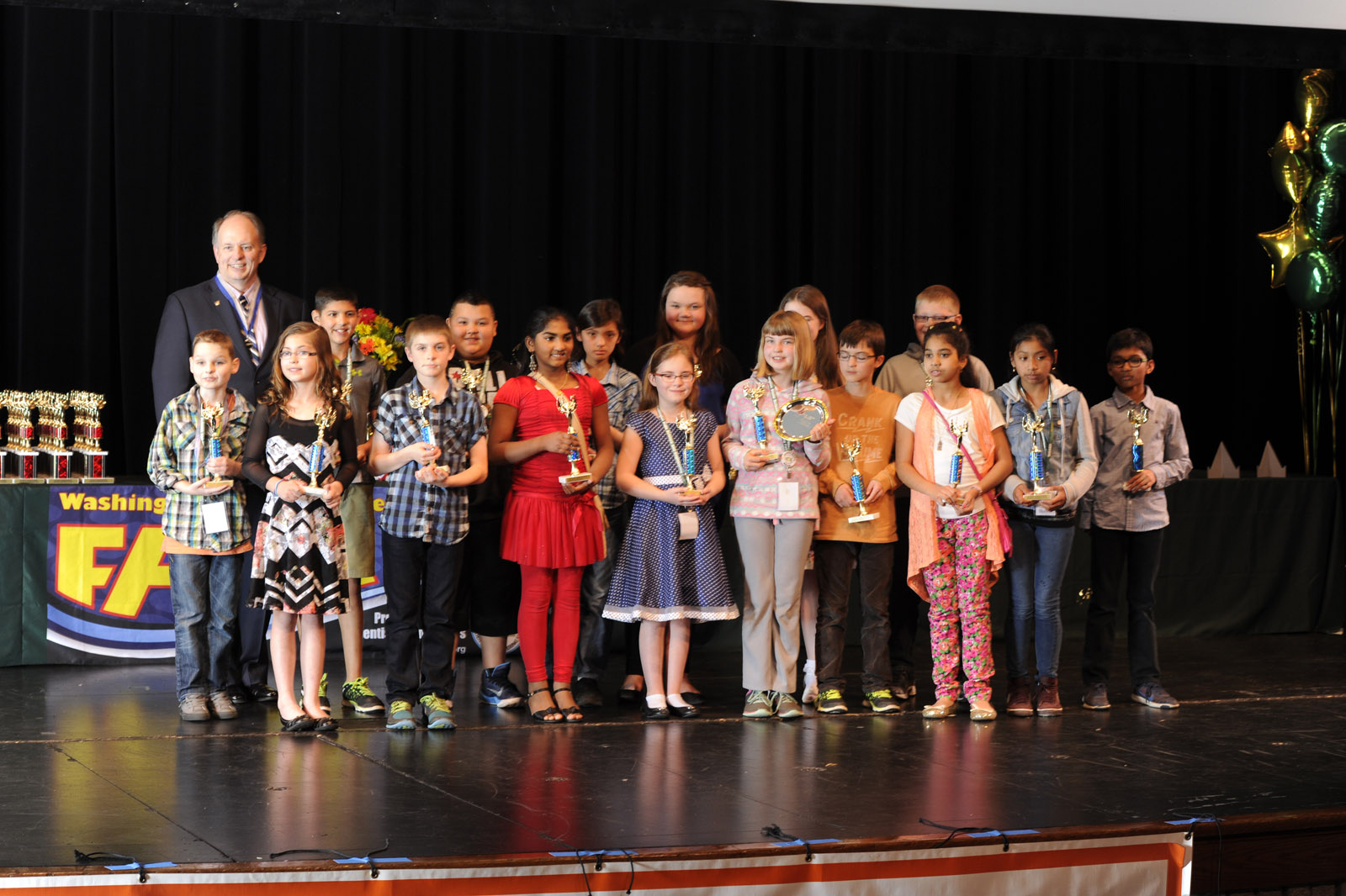 Science Fair 2016-04-02 by Mike Bay D3S  254