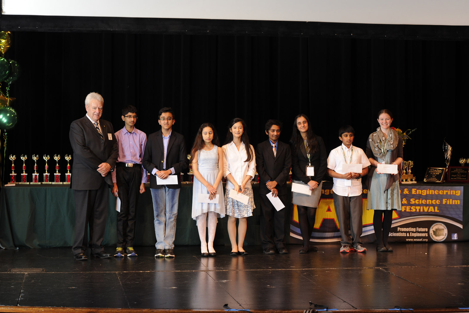 Science Fair 2016-04-02 by Mike Bay D3S  560