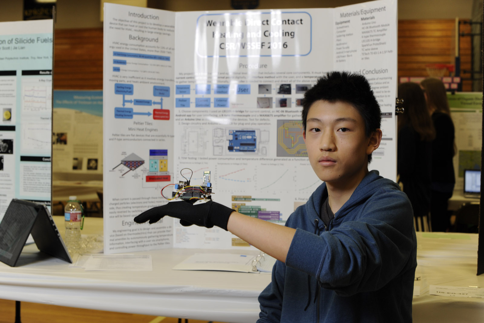 Science Fair 2016-04-02 by Mike Bay D3S  113